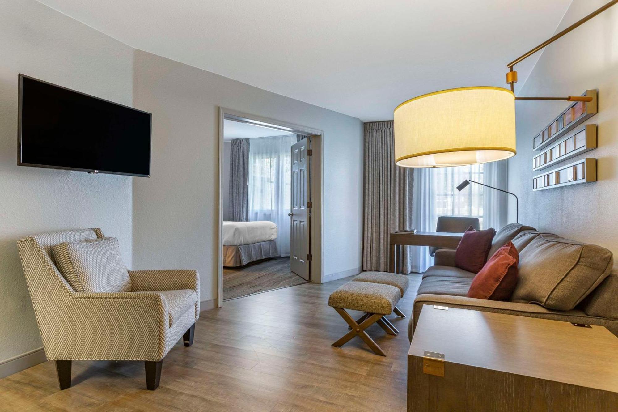 Windmill Suites Surprise - Phoenix, Ascend Hotel Collection المظهر الخارجي الصورة